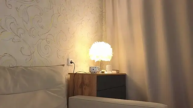 Snapshot of elsa_limerence chatting on 04-24-26, 05:15 elsa limerence online show from 04-24-26, 05:15
