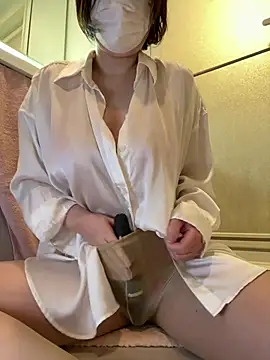 Yukimi- online show from 03-17-26, 08:45