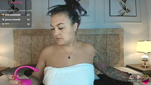 Snapshot of lyn_adamns chatting on 01-05-25, 05:09 lyn adamns online show from 01-05-25, 05:09