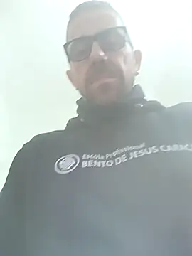 jonyfree1978 online show from 12-11-24, 11:00