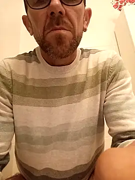 jonyfree1978 online show from 10-26-25, 10:04