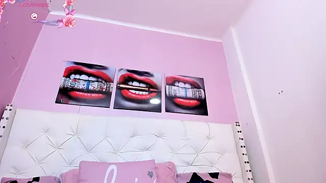 Snapshot of alice__tylor chatting on 02-25-25, 11:41 alice tylor online show from 02-25-25, 11:41