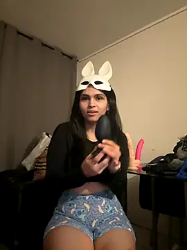 Snapshot of sc4ry_girl1 chatting on 09-26-25, 02:37 sc4ry girl1 online show from 09-26-25, 02:37