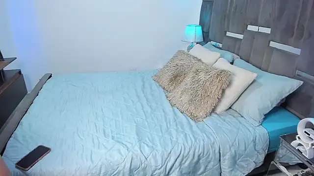 Alexawhiittee online show from 01-04-25, 04:33