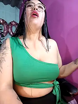 Snapshot of Nathahot69 chatting on 12-29-24, 09:17 Nathahot69 online show from 12-29-24, 09:17