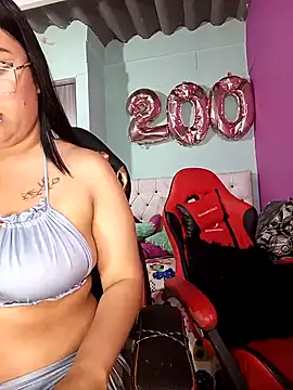 Snapshot of Nathahot69 chatting on 02-01-25, 08:18 Nathahot69 online show from 02-01-25, 08:18