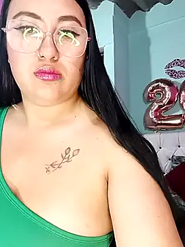 Snapshot of Nathahot69 chatting on 03-22-25, 09:13 Nathahot69 online show from 03-22-25, 09:13