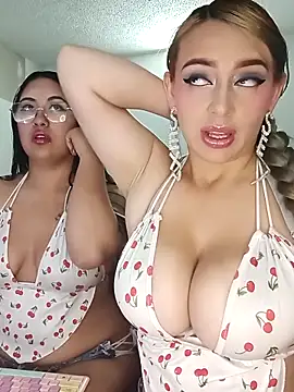 Snapshot of Nathahot69 chatting on 09-30-25, 09:03 Nathahot69 online show from 09-30-25, 09:03