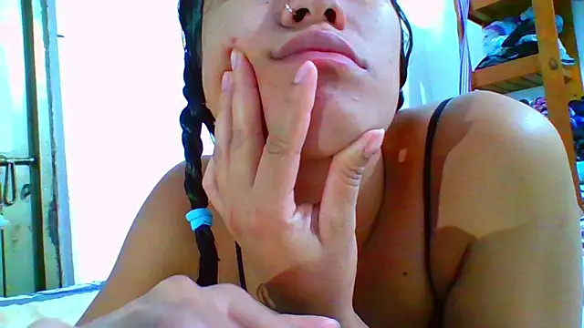 Snapshot of perverted_couple_- chatting on 12-11-24, 04:20 perverted couple - online show from 12-11-24, 04:20