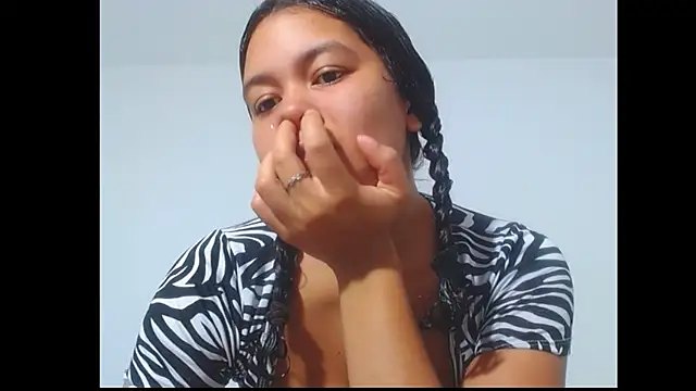 Snapshot of perverted_couple_- chatting on 02-16-25, 06:43 perverted couple - online show from 02-16-25, 06:43