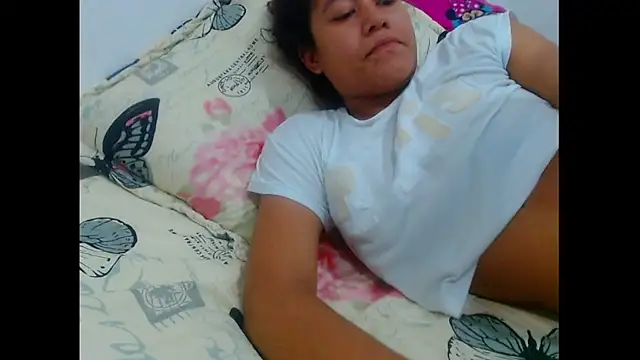 Snapshot of perverted_couple_- chatting on 03-01-25, 02:15 perverted couple - online show from 03-01-25, 02:15