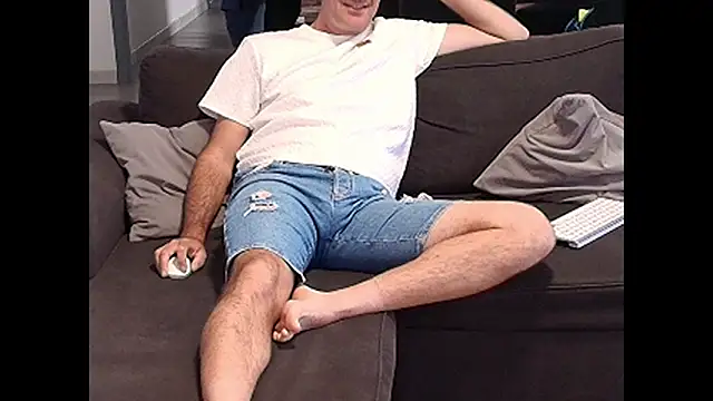 Snapshot of Arnaudvibre chatting on 09-22-25, 07:43 Arnaudvibre online show from 09-22-25, 07:43