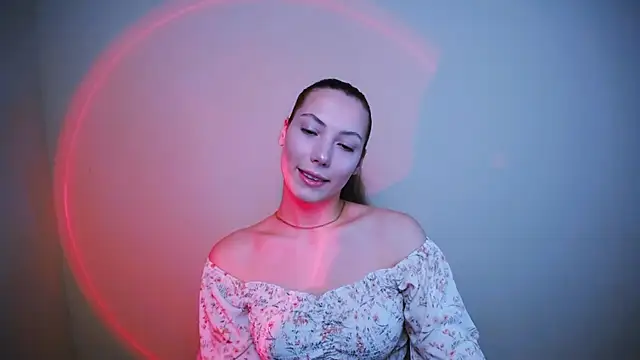 Snapshot of VanessaMay_ chatting on 12-14-24, 10:28 VanessaMay online show from 12-14-24, 10:28