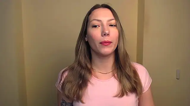 Snapshot of VanessaMay_ chatting on 03-02-25, 06:05 VanessaMay online show from 03-02-25, 06:05