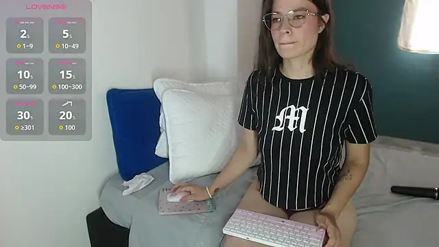 Mily Miley online show from 11-02-25, 07:16