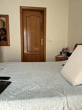 Snapshot of soli-lov chatting on 07-17-26, 12:01 soli-lov online show from 07-17-26, 12:01