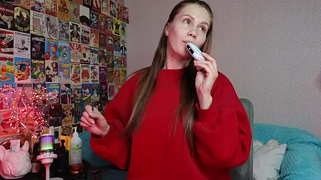 LittleLeen online show from 10-26-25, 04:02