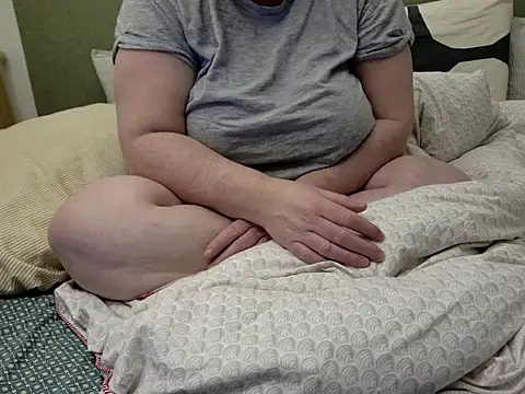 MarthaBriest online show from 02-18-26, 02:29