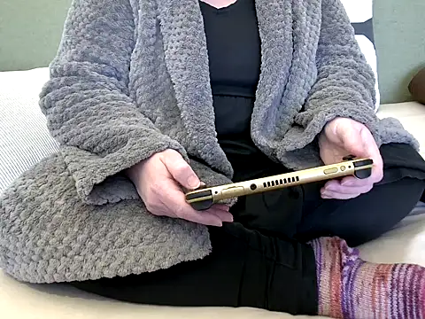 MarthaBriest online show from 04-05-26, 07:38