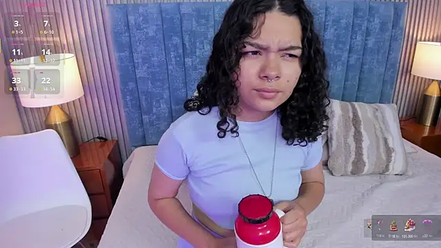 pretty sunlight  online show from 12-19-25, 01:34