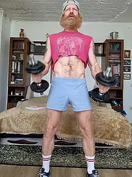 Snapshot of Gingerbeard40 chatting on 11-24-25, 08:03 Gingerbeard40 online show from 11-24-25, 08:03