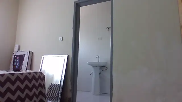 sweets 80 online show from 04-07-26, 01:00