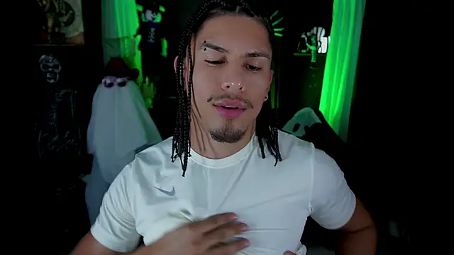 Aaronfox x online show from 10-25-25, 10:37