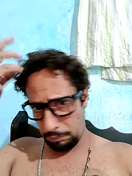 Snapshot of 2024gaelpiroca chatting on 10-01-25, 03:12 2024gaelpiroca online show from 10-01-25, 03:12