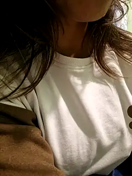 Snapshot of MIss-Naina chatting on 12-25-24, 04:54 MIss-Naina online show from 12-25-24, 04:54