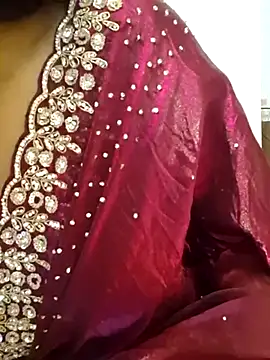 Snapshot of MIss-Naina chatting on 02-24-25, 05:53 MIss-Naina online show from 02-24-25, 05:53