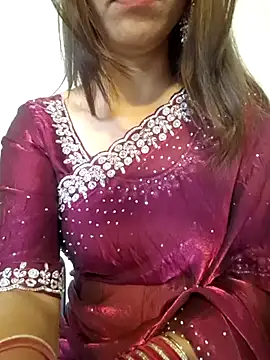 Snapshot of MIss-Naina chatting on 02-25-25, 02:58 MIss-Naina online show from 02-25-25, 02:58