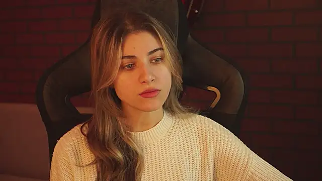 EllieCutes online show from 02-04-25, 05:31