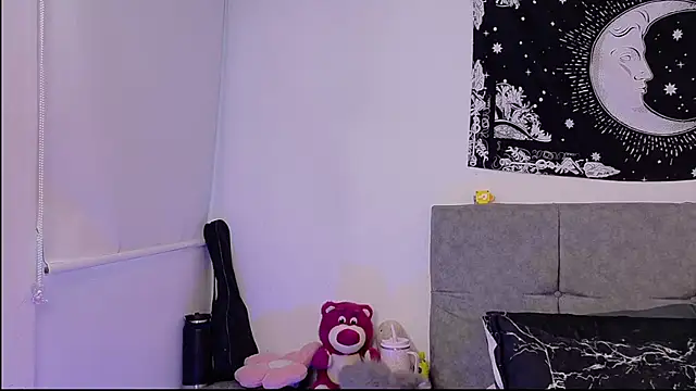 LexieandNate online show from 06-07-26, 11:25