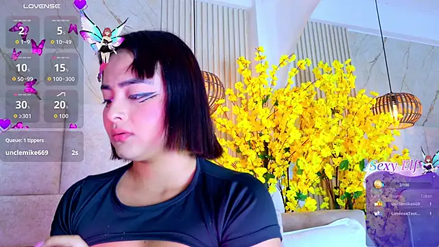 KimVelezz online show from 05-18-26, 07:41