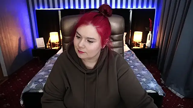 Snapshot of BettyDark chatting on 02-02-25, 08:41 BettyDark online show from 02-02-25, 08:41