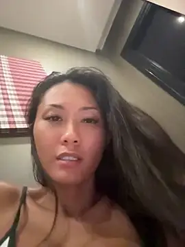 thai-dreamgirl online show from 04-17-26, 12:52