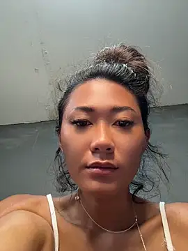 Snapshot of thai-dreamgirl chatting on 06-19-26, 11:52 thai-dreamgirl online show from 06-19-26, 11:52