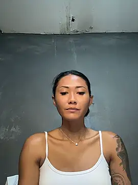 Snapshot of thai-dreamgirl chatting on 06-27-26, 11:26 thai-dreamgirl online show from 06-27-26, 11:26