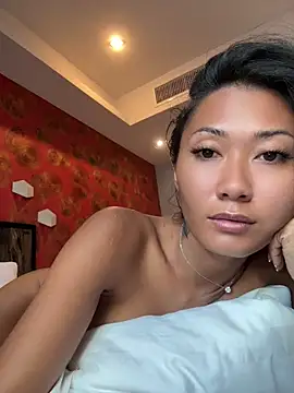Snapshot of thai-dreamgirl chatting on 07-20-26, 01:31 thai-dreamgirl online show from 07-20-26, 01:31