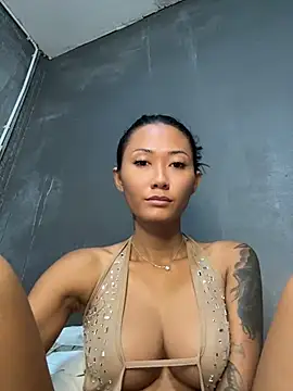 Snapshot of thai-dreamgirl chatting on 07-23-26, 01:30 thai-dreamgirl online show from 07-23-26, 01:30