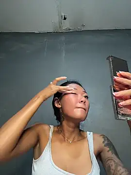 Snapshot of thai-dreamgirl chatting on 07-28-26, 11:04 thai-dreamgirl online show from 07-28-26, 11:04