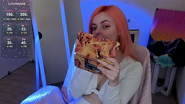 Fire Bestie online show from 03-06-26, 01:18