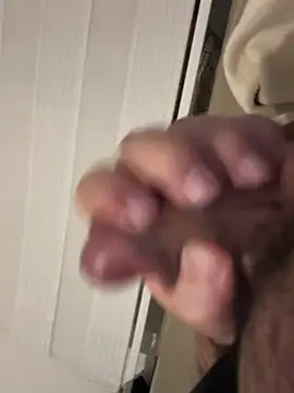 Snapshot of derFickerali chatting on 12-25-24, 02:35 derFickerali online show from 12-25-24, 02:35