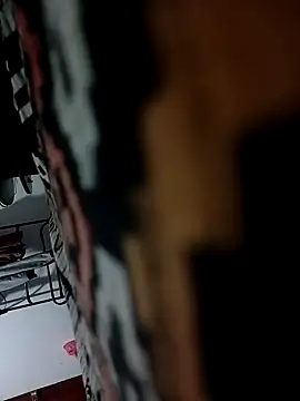 Snapshot of nikini1621 chatting on 10-30-25, 08:09 nikini1621 online show from 10-30-25, 08:09