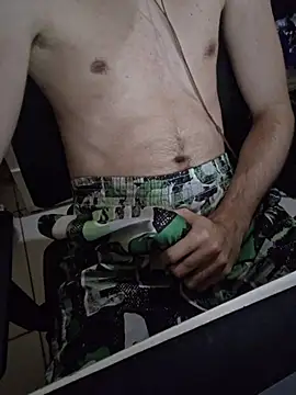 OliverWtdh online show from 02-12-26, 06:36