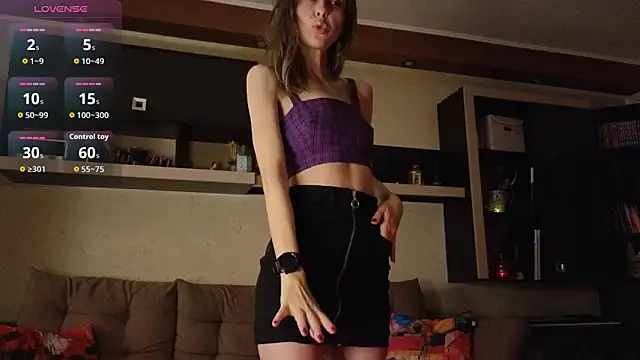 NinaNovalicious online show from 06-04-26, 06:52