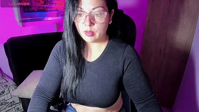 Snapshot of jessicarabbit_1 chatting on 05-30-26, 09:56 jessicarabbit 1 online show from 05-30-26, 09:56