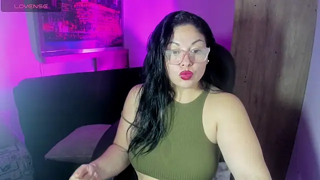 Snapshot of jessicarabbit_1 chatting on 06-03-26, 11:54 jessicarabbit 1 online show from 06-03-26, 11:54