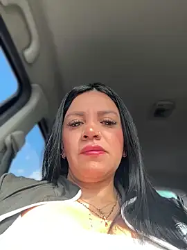 Snapshot of Milff_parkerrr chatting on 01-23-25, 01:35 Milff parkerrr online show from 01-23-25, 01:35