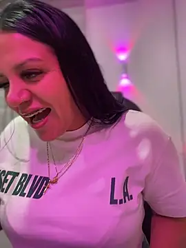 Milff parkerrr online show from 04-18-26, 01:31